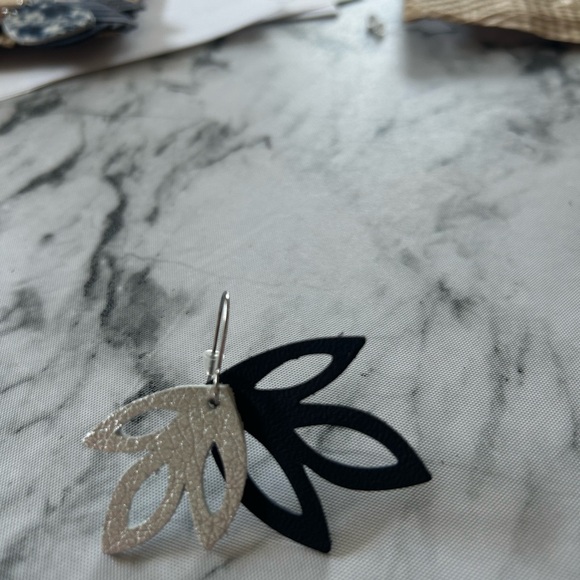 Leather Earrings - Silver Black Double Layer Tri-Leaf Shape - Picture 2 of 4